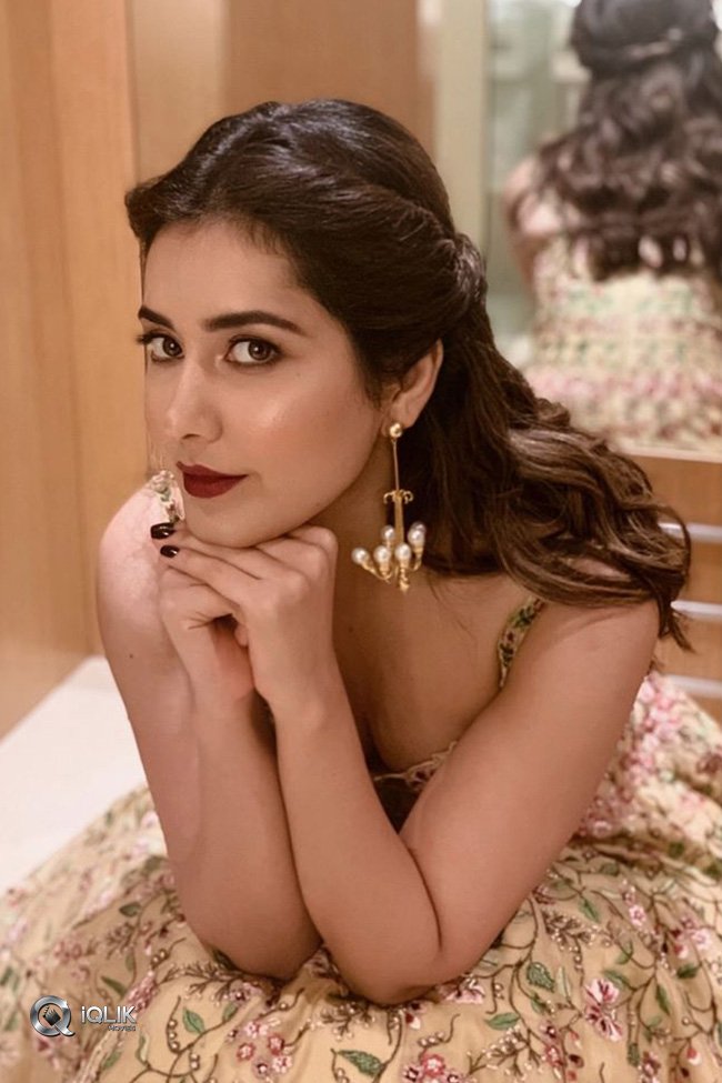 Raashi-Khanna